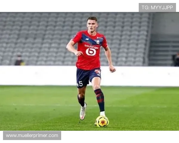 西汉姆冬窗锁定里尔中卫里贝罗报价超三千万欧元引关注 西汉姆冬窗锁定里尔中卫里贝罗报价超三千万欧元引关注